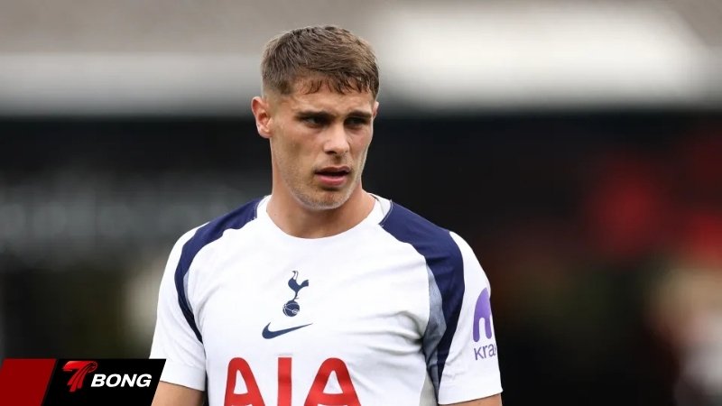 ngôi sao người Hà Lan làm chủ khu vực biên trái